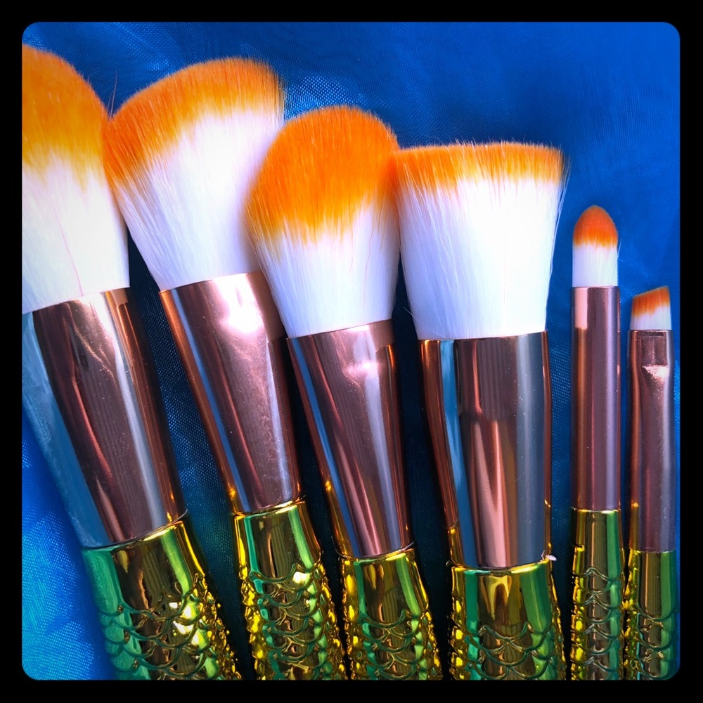 Sparkly Mermaid Brush Set